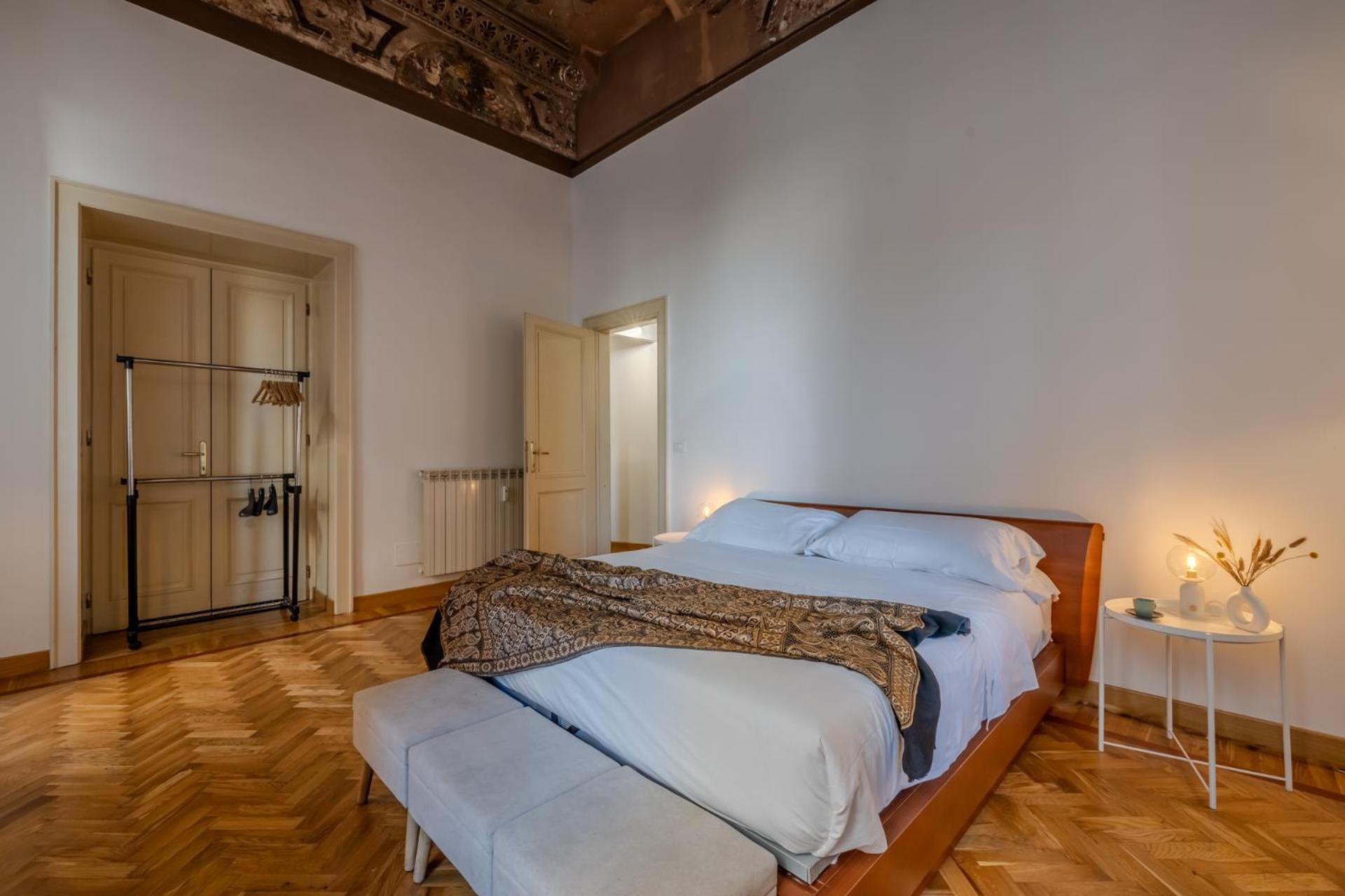 Appartamento Storico In Zona Barberini Rom Exteriör bild