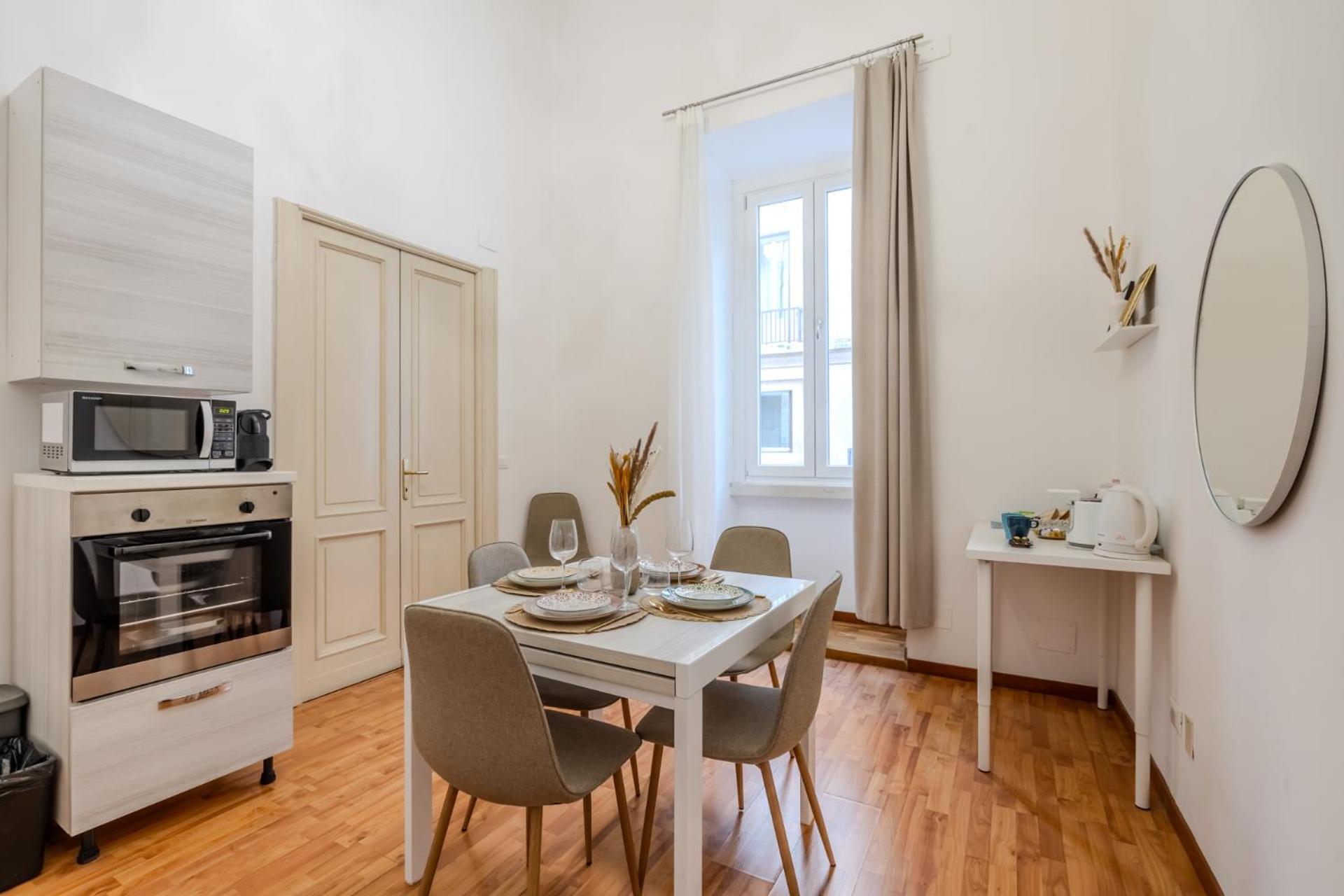 Appartamento Storico In Zona Barberini Rom Exteriör bild